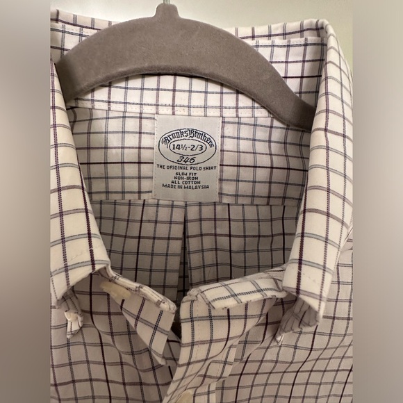 Brooks Brothers 346 Men’s Burgundy Checked Button Down Size 14 1/2 - 2/3 - Picture 2 of 3